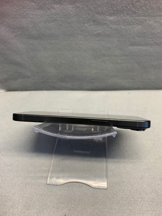 ���ʡ������ǡ�SIM�ե꡼��iPhone15 128GB �֥�å���