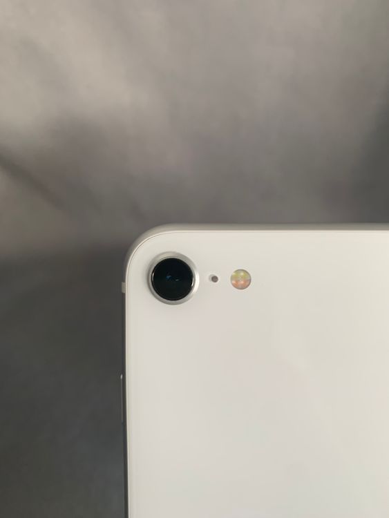 Ķ���ʡ������ǡ�SIM�ե꡼��iPhone SE �������塡128GB���ۥ磻�ȿ�