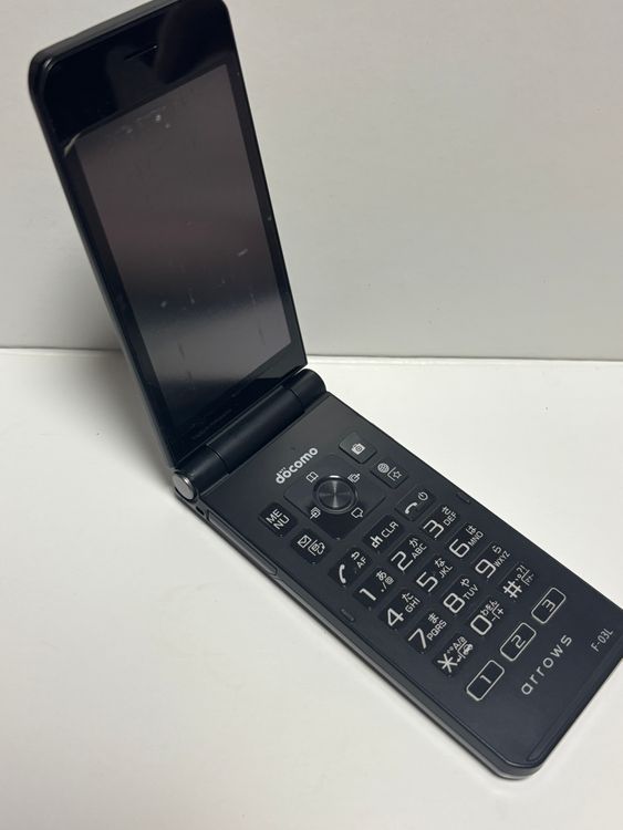 �������Ŵ��դ�arrows���֥�å� SIM�ե꡼��F-03L ��󥻥���4G��