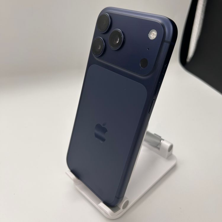 iPhone 17 Pro max 1TB �ǥ����ץ֥롼 MFYH4J/A BT99%