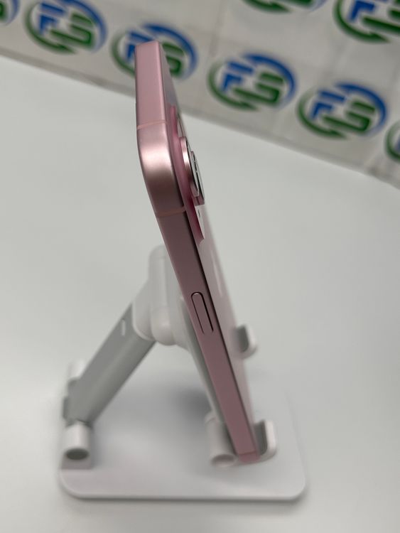 iPhone 15 256GB �ԥ�  C��� BT80%�ʾ�