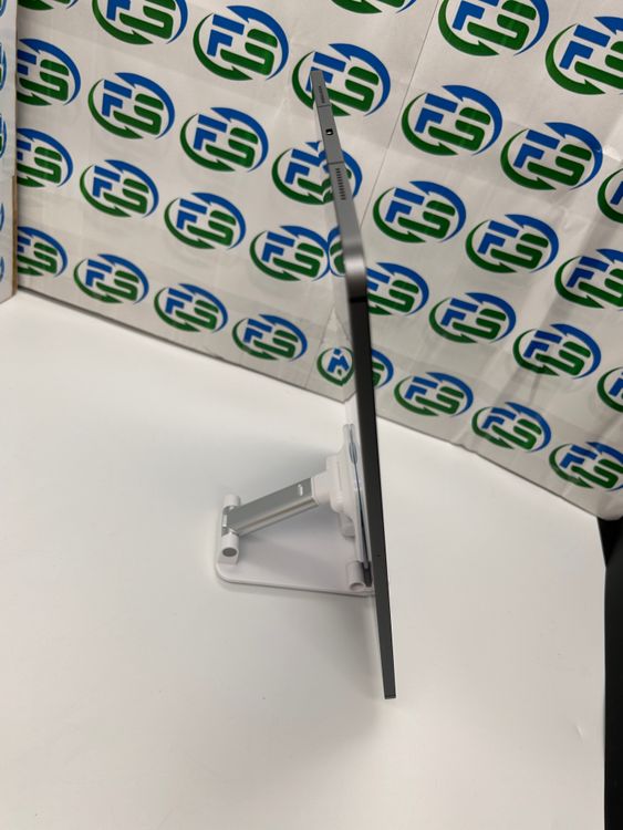 12.9����� iPad Pro��5���� Cellular 512GB  ���ڡ������쥤