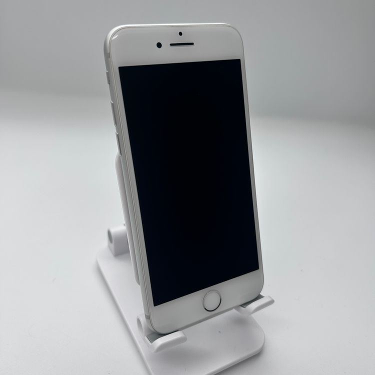 iPhone 8 64GB ����С�
