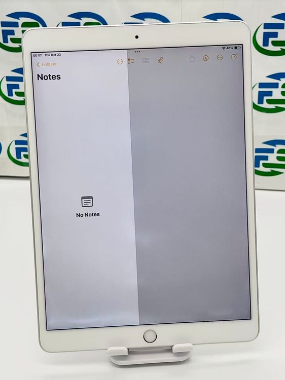 iPad Air3 (第3世代) Wi-Fiモデル 64GB シルバー 訳アリ