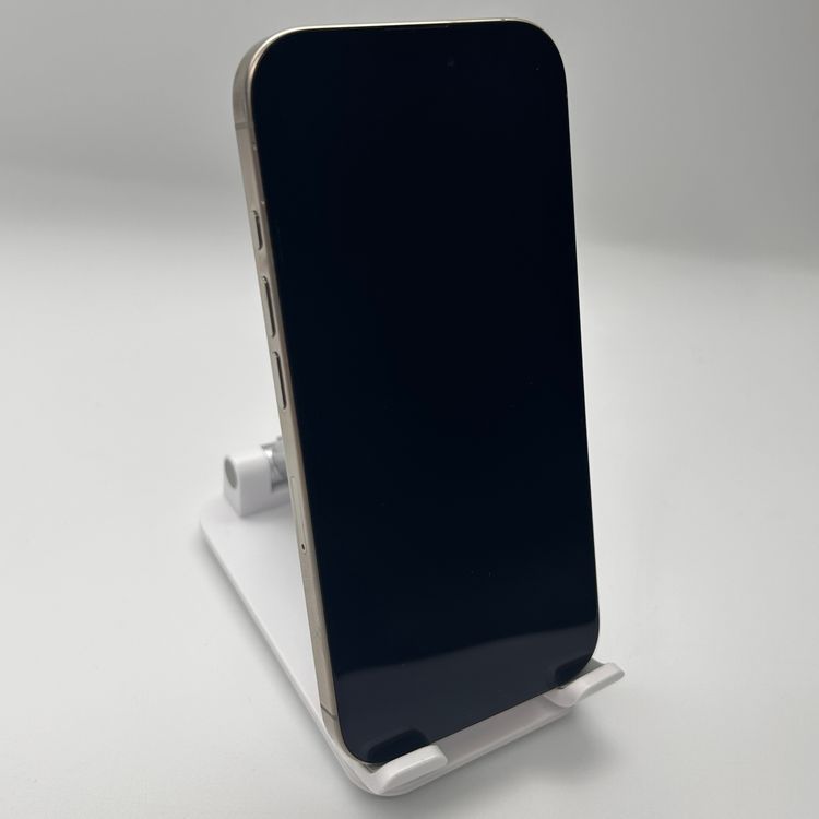 iPhone 16 Pro 256GB �ʥ���������˥���  �Хåƥ꡼87%