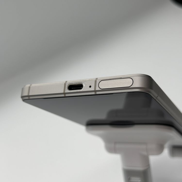 Xperia 1 VI SOG13 au�� 256GB �ץ���ʥ���С�