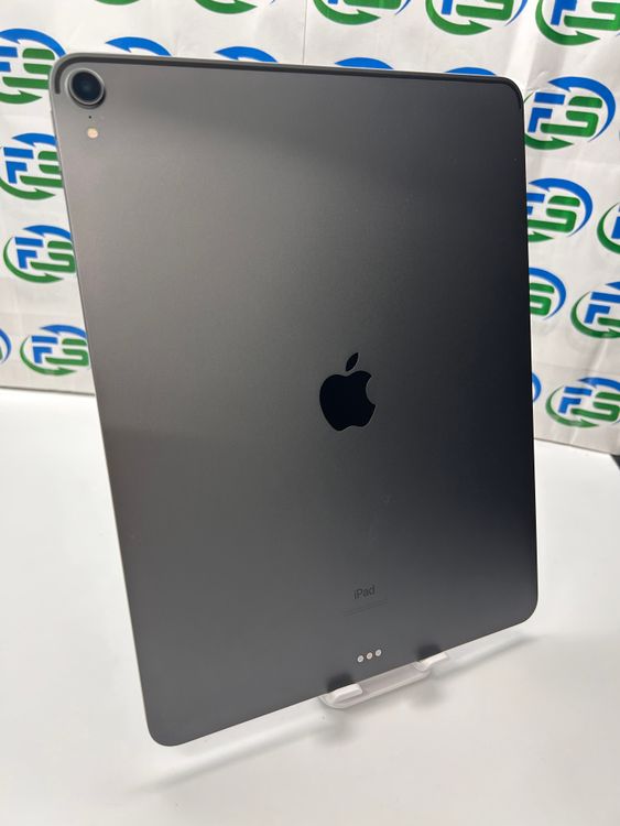 iPad Pro 12.9����� ��3���� Wi-Fi 256GB ���ڡ������쥤