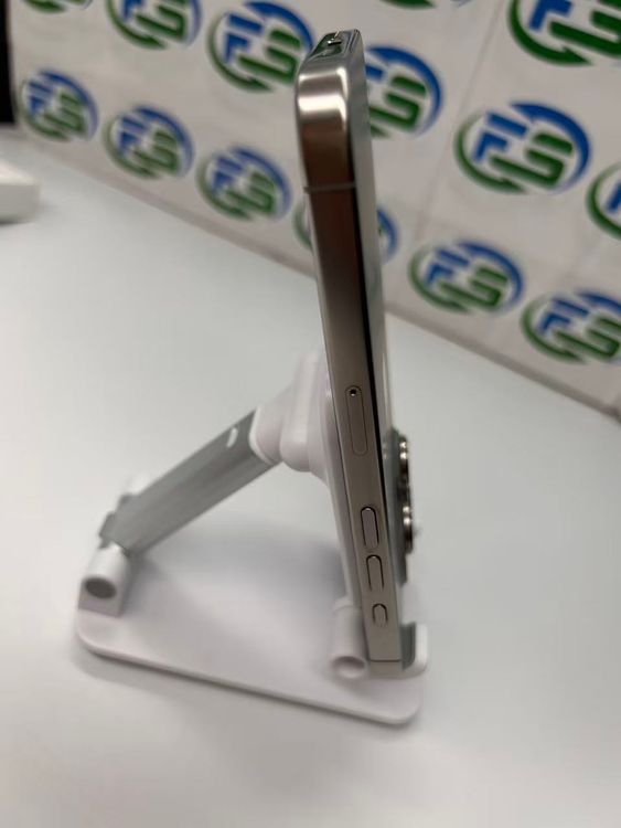 iPhone 16 Pro 256GB �ʥ���������˥��ࡡ�Хåƥ꡼90��ʾ�