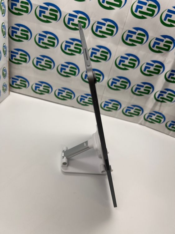 iPad Pro 12.9����� ��3���� Wi-Fi 256GB ���ڡ������쥤