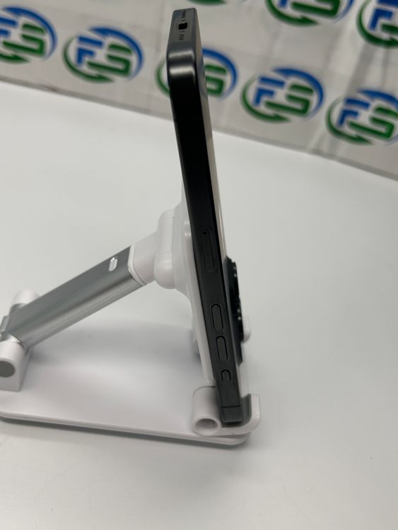 iPhone 15 Pro 256GB �֥�å������˥��� B���