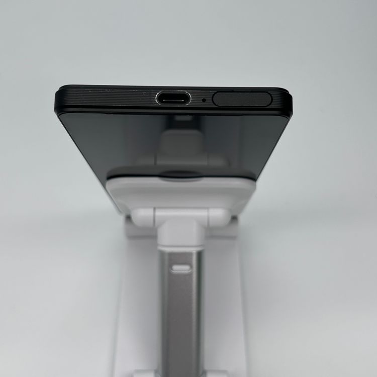 Xperia 1 V SO-51D 256GB �֥�å� Docomo��