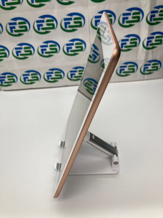 iPad 8 Wi-Fi 32GB  MYLC2J/A A2270 