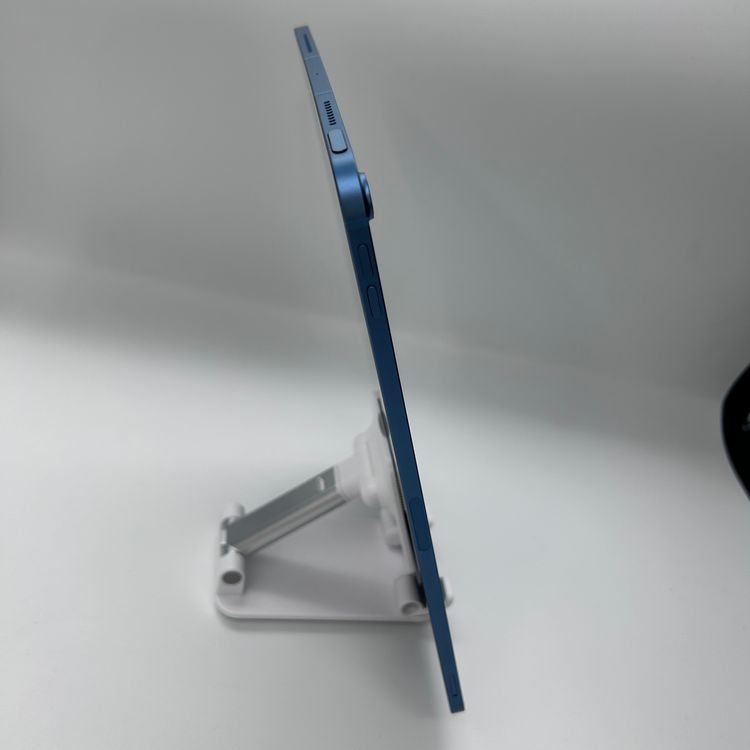 iPad Air ��5���� Wi-Fi+CELL 256GB �֥롼 B��� �Хåƥ꡼100%