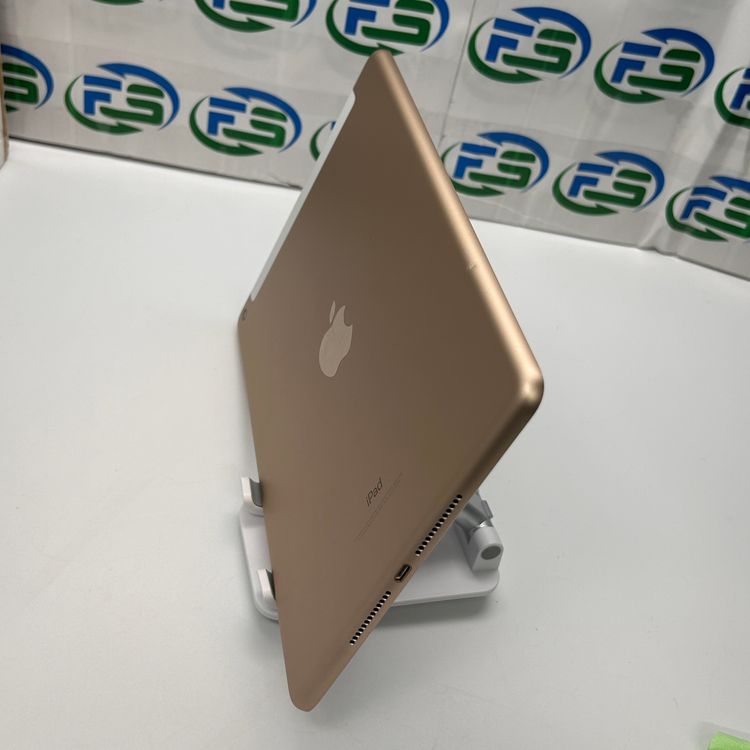 iPad ��5���� Cellular ������� 32GB MPG42J/A A1823 ������