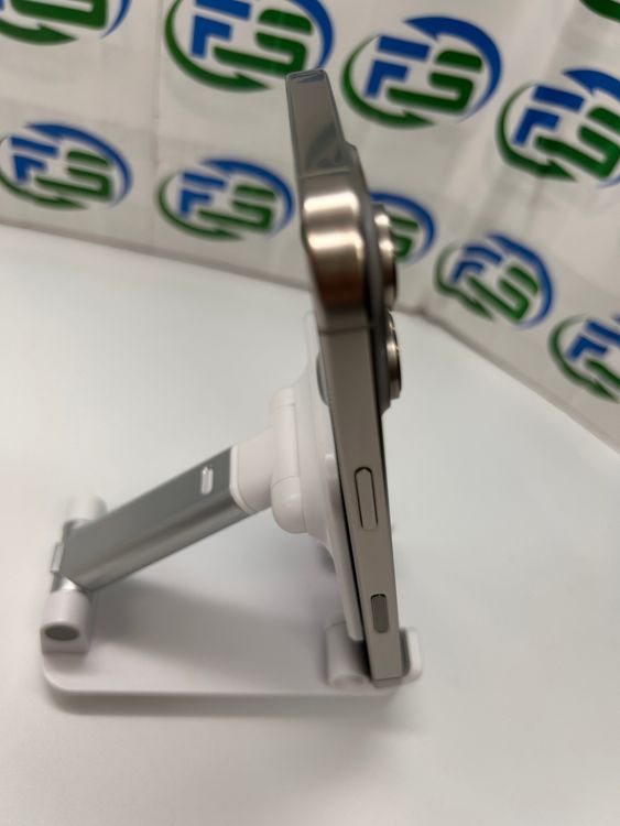 iPhone 16 Pro 256GB �ʥ���������˥��� SIM�ե꡼ �Хåƥ꡼92��