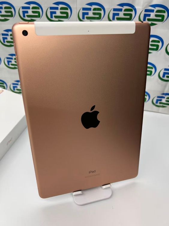 iPad ��8���� Cellular 32GB ������� MYMK2J/A A2429 �䥱��