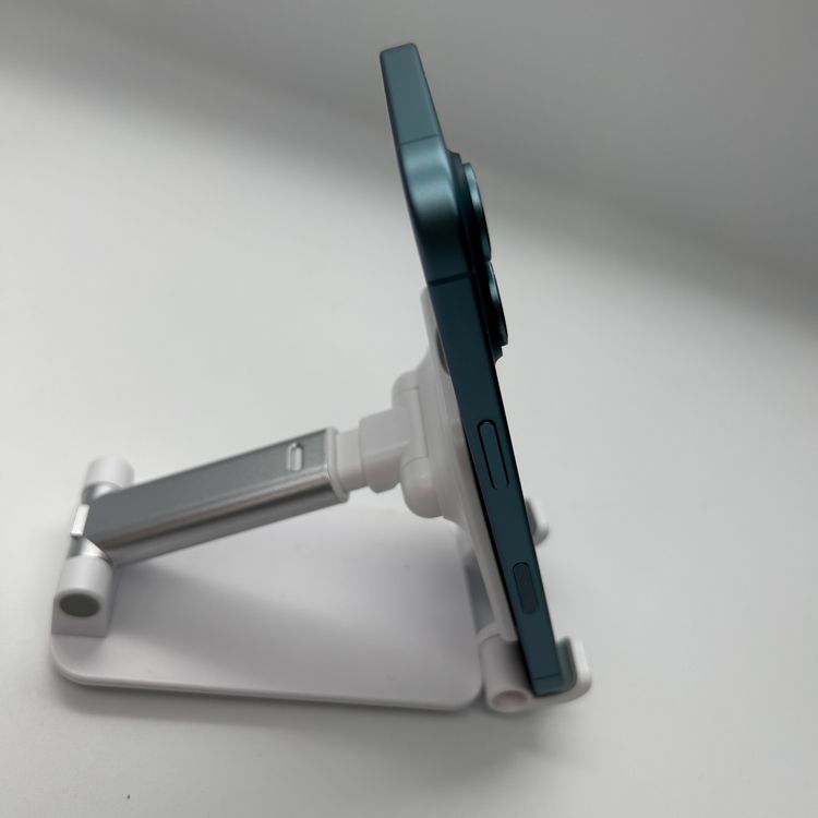 iPhone 16 128GB �ƥ����� A��� �Хåƥ꡼92%