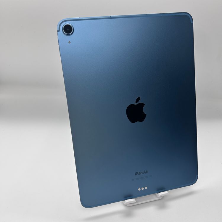 iPad Air ��5����/2022 64GB  cellular �֥롼��������