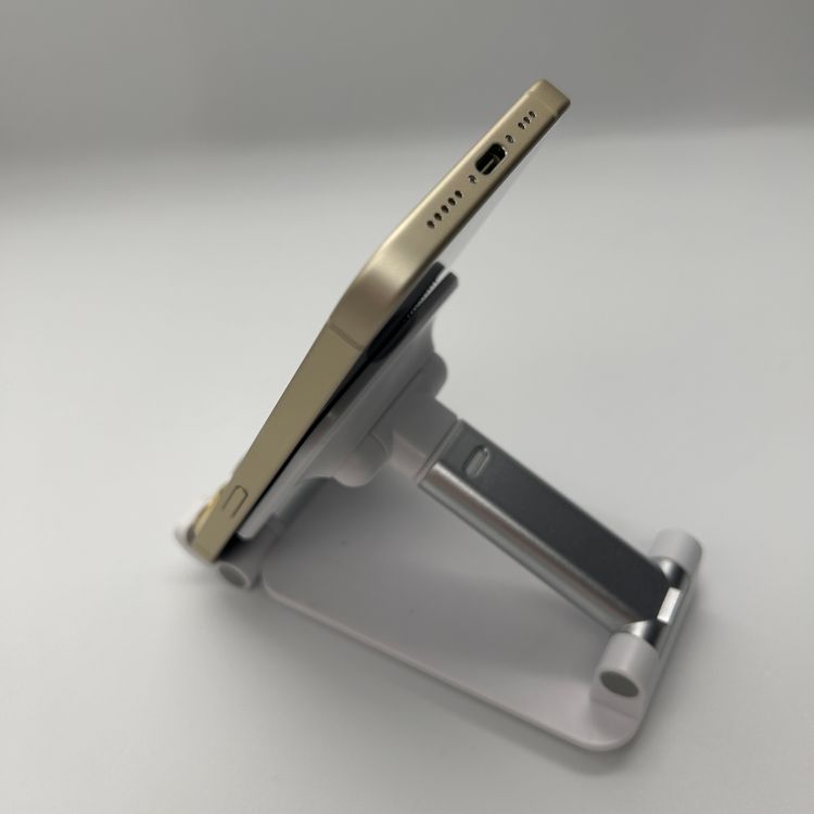 iPhone 15 128GB �������� BT80%�ʾ�