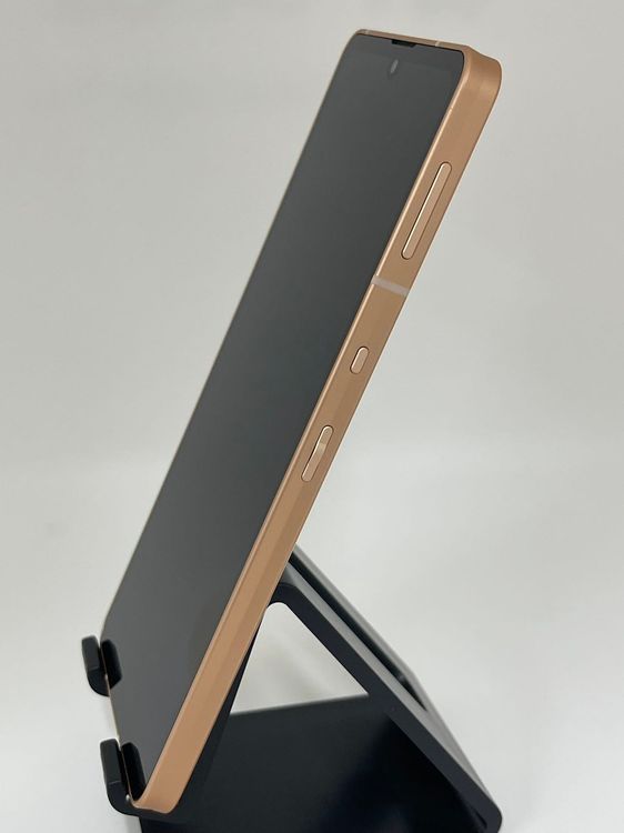 AQUOS sense6 SHG05 64GB ライトカッパー