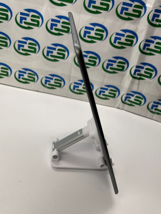 iPad Air ��3����/2019 cellular 256GB  ���ڡ������쥤