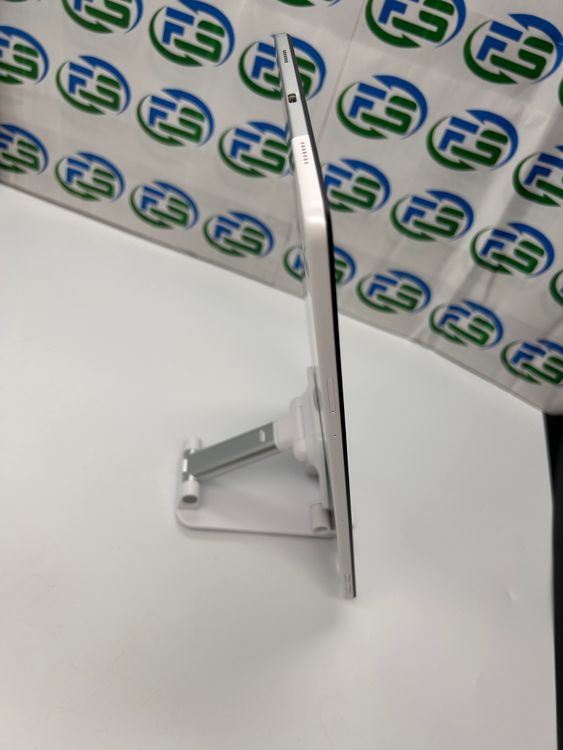 LAVIE T11 T1175/BAS PC-T1175BAS ��4GB/128GB�� ����С�