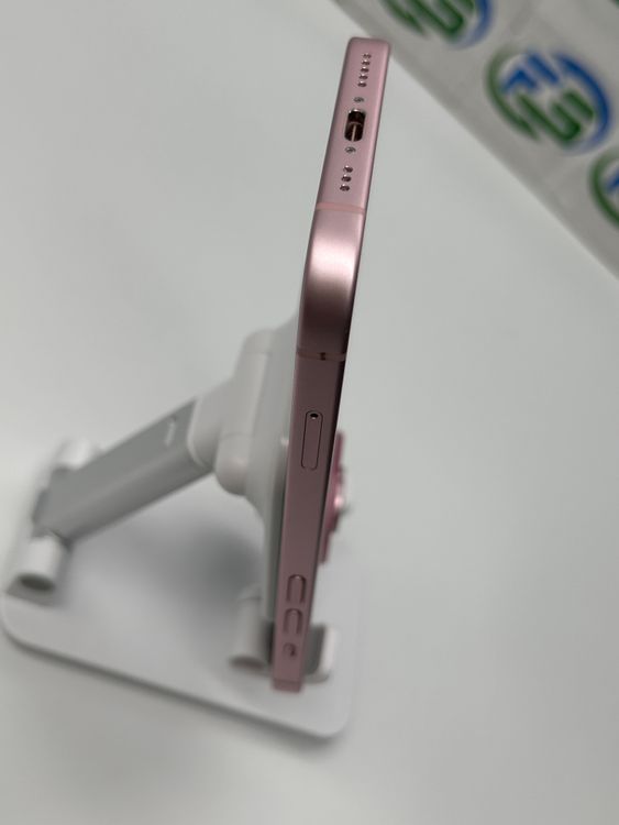 iPhone 15 256GB �ԥ�  C��� BT80%�ʾ�