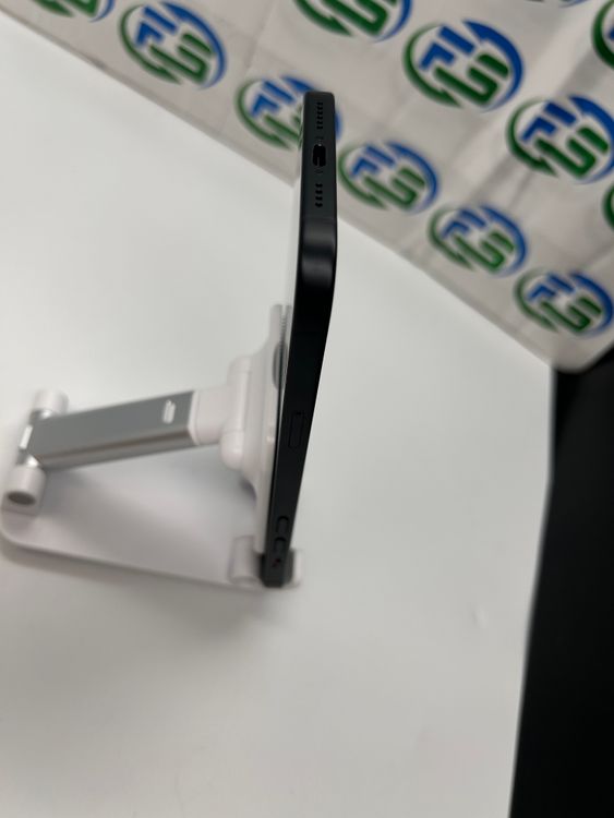 iPhone 15 Plus 256GB �֥�å�  BT100%