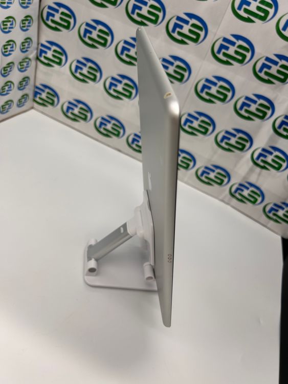 iPad��8���� Wi-Fi��ǥ� 128GB ����С� ������ �䥱��