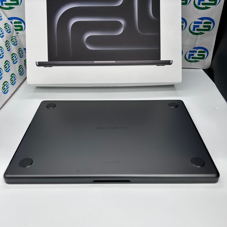 MacBook Pro 14����� M5 16GB/512GB MDE04J/A ���ڡ����֥�å�