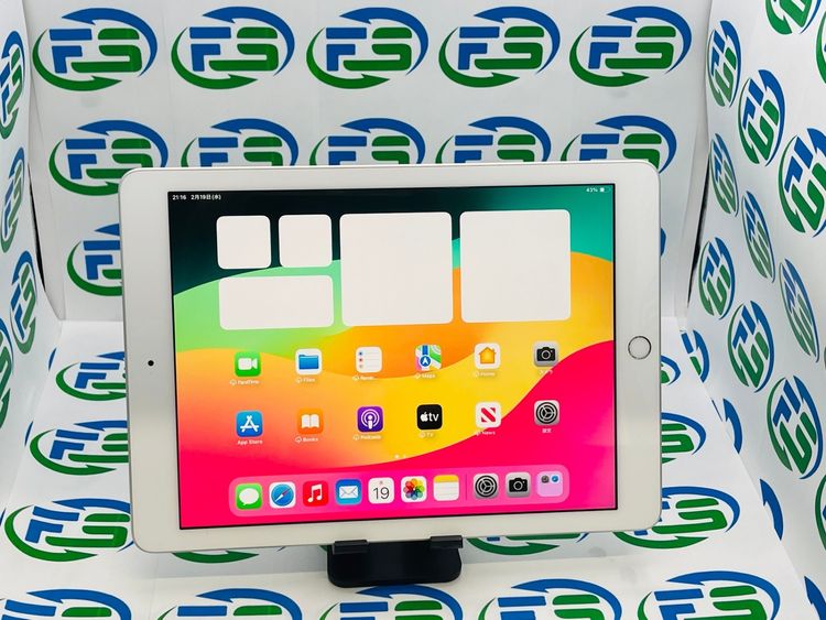 iPad 6 Wi-Fi 32GB С MR7G2J/A A1893
