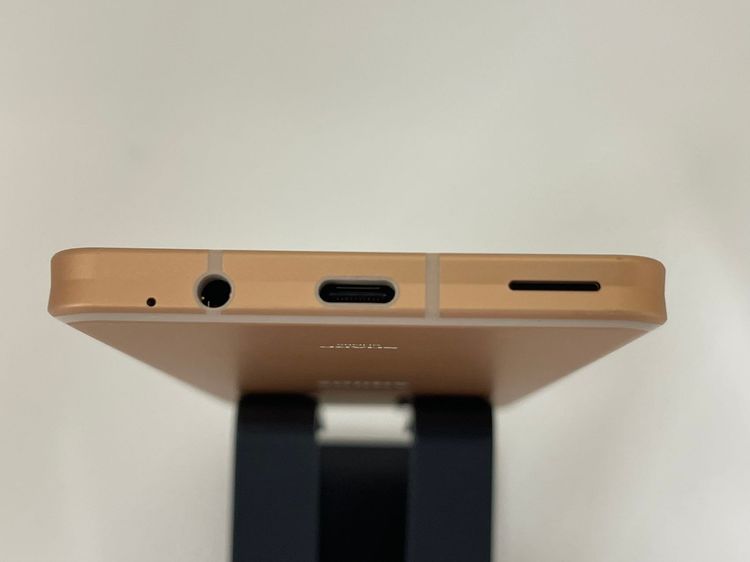 AQUOS sense6 SHG05 64GB ライトカッパー