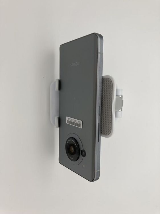 AQUOS R7 A202SH 12GB 256GB シルバー