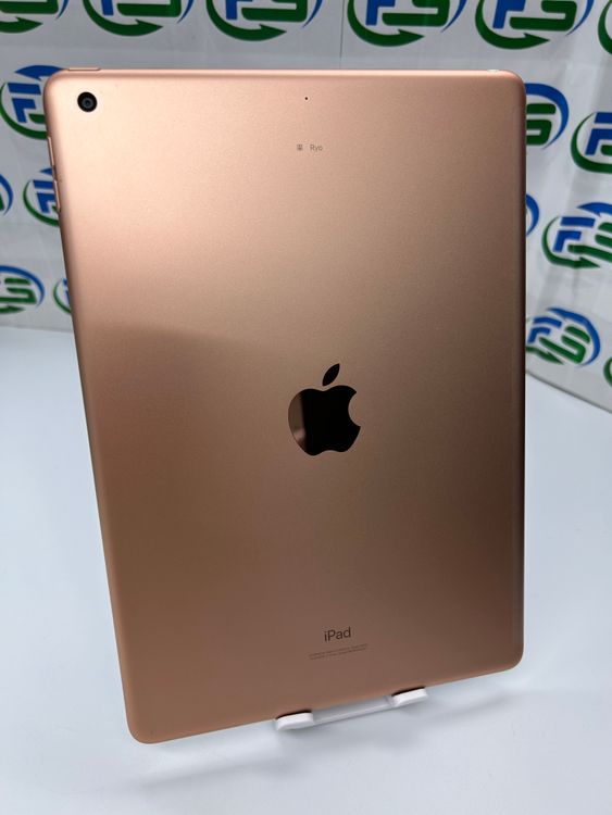 iPad ��8���� Wi-Fi 32GB ������� MYLC2J/A A2270 �Хåƥ꡼90%