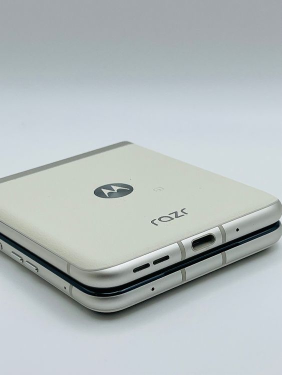Motorola razr 40 XT2323-4  8+256GB Х˥饯꡼