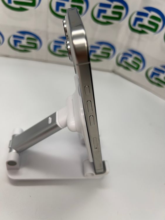 iPhone 16 Pro 256GB �ۥ磻�ȥ����˥��� �Хåƥ꡼91��ʾ�