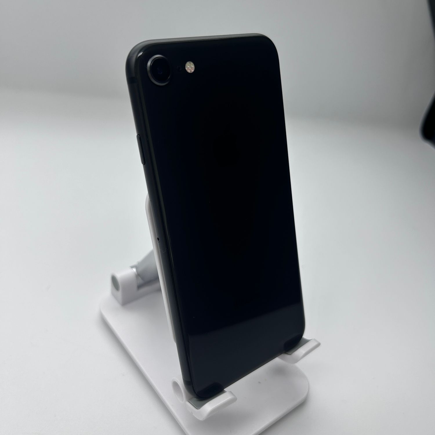 iPhone 8 スペースグレイ 64 GB docomo ムスビー｜iPhone 8 64GB 