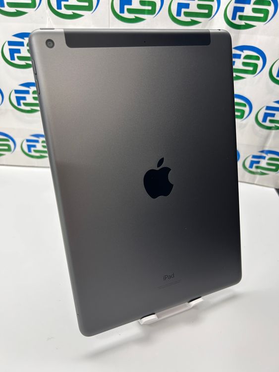iPad ��9���� Cellular 64GB ���ڡ������쥤