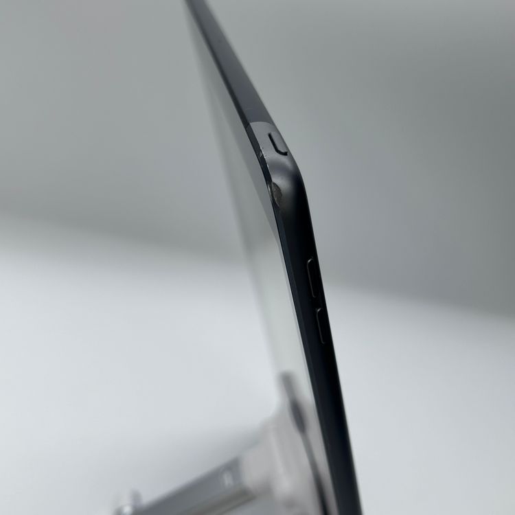 iPad ��8���� Cellular 32GB ���ڡ������쥤 ����顼��ǥ�