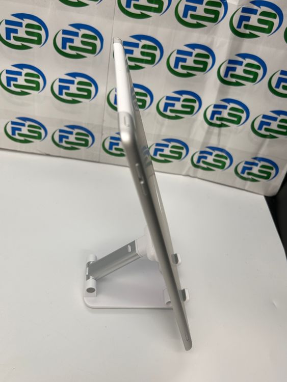 iPad ��8���� Cellular 128GB ����С�