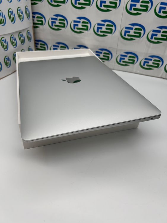MacBook Air 13����� M1 8GB/512GB MGNA3J/A ����С�
