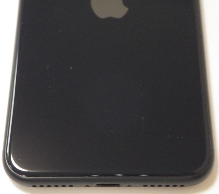 SIM�ե꡼ iPhone SE(��3����) 128GB ����87% �ߥåɥʥ��� ����̵��