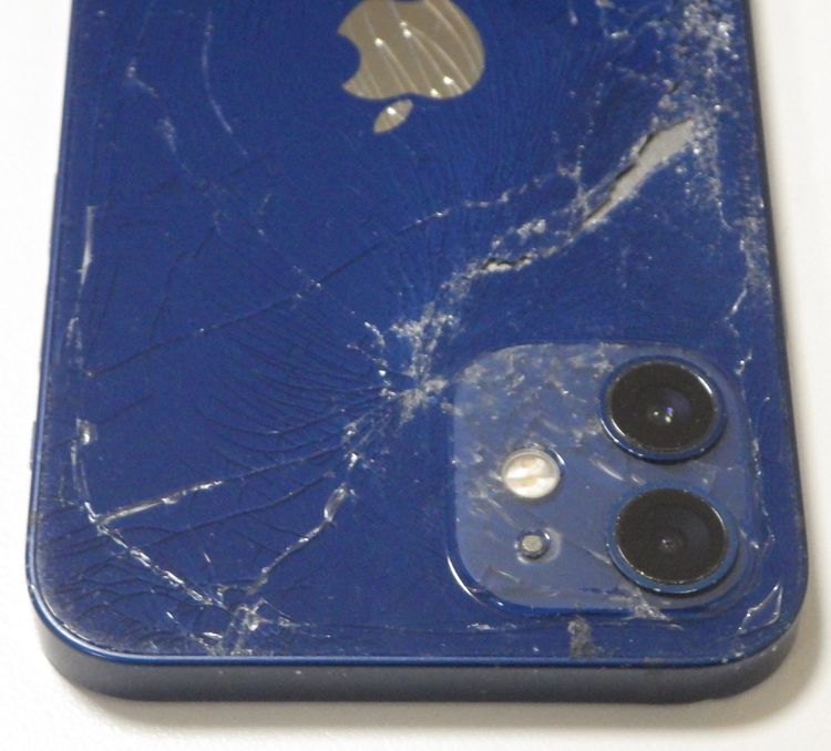 ���̳�� SIM�ե꡼ iPhone12 64GB ����82% �֥롼