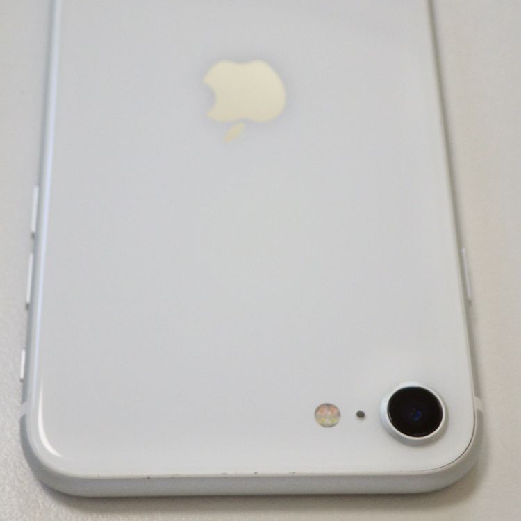 SIM�ե꡼ iPhoneSE2 128GB �ۥ磻�� ����̵��