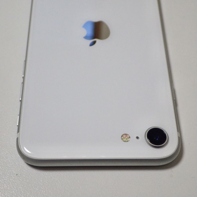 SIMե꡼ iPhone SE(裲) 64GB 90% ۥ磻 ̵