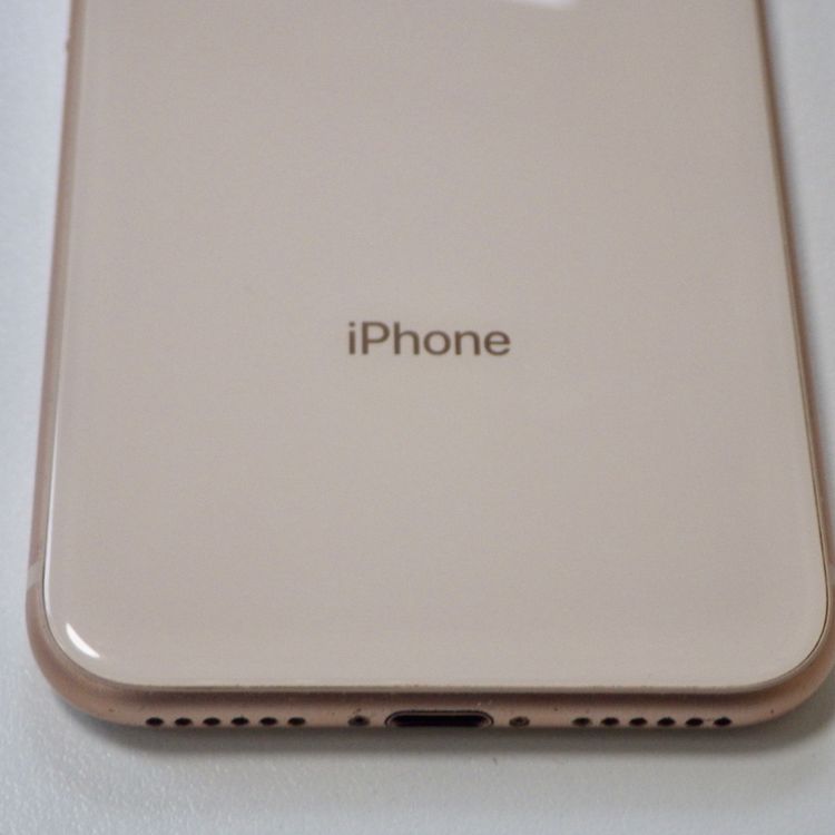 SIM�ե꡼ iPhone8 64GB ������� ����83% ����̵��