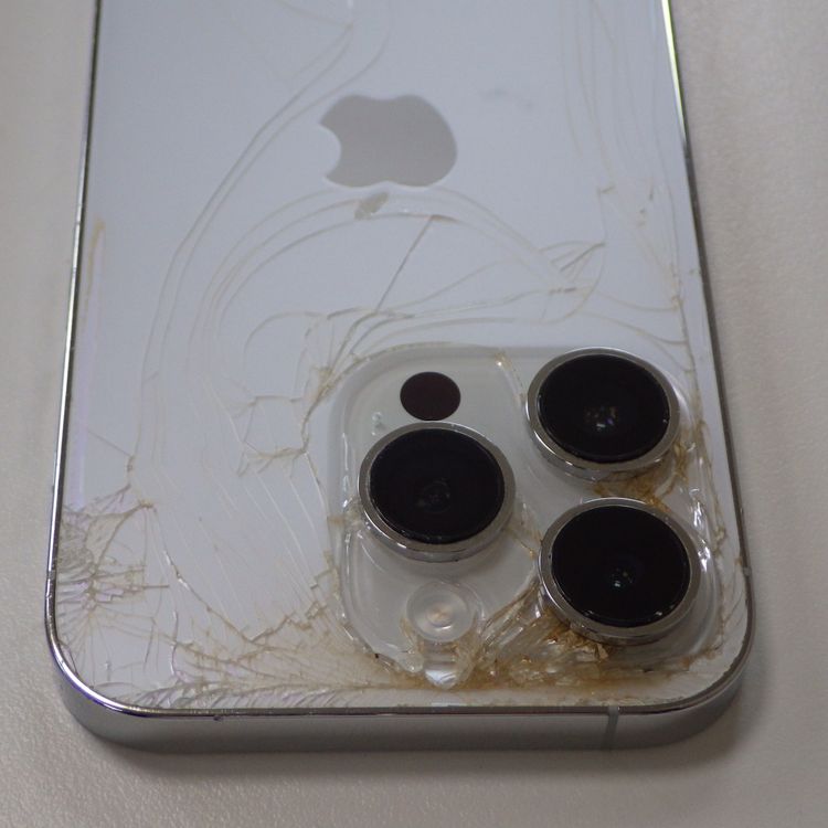 ���̳�� SIM�ե꡼ iPhone14 Pro 128GB ����83% ����С� ����̵��