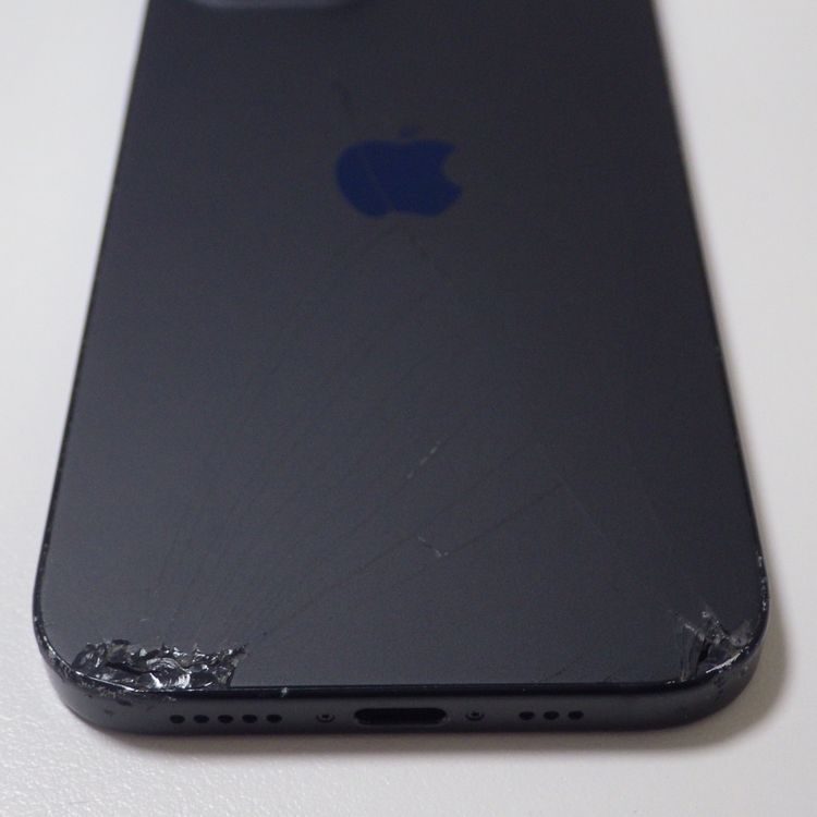 SIM�ե꡼ iPhone15  256GB �֥�å� ����92% ����̵��