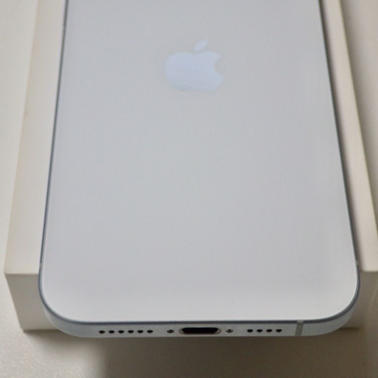 SIM�ե꡼ iPhone15 Plus 128GB �֥롼 ����87%  ����̵��