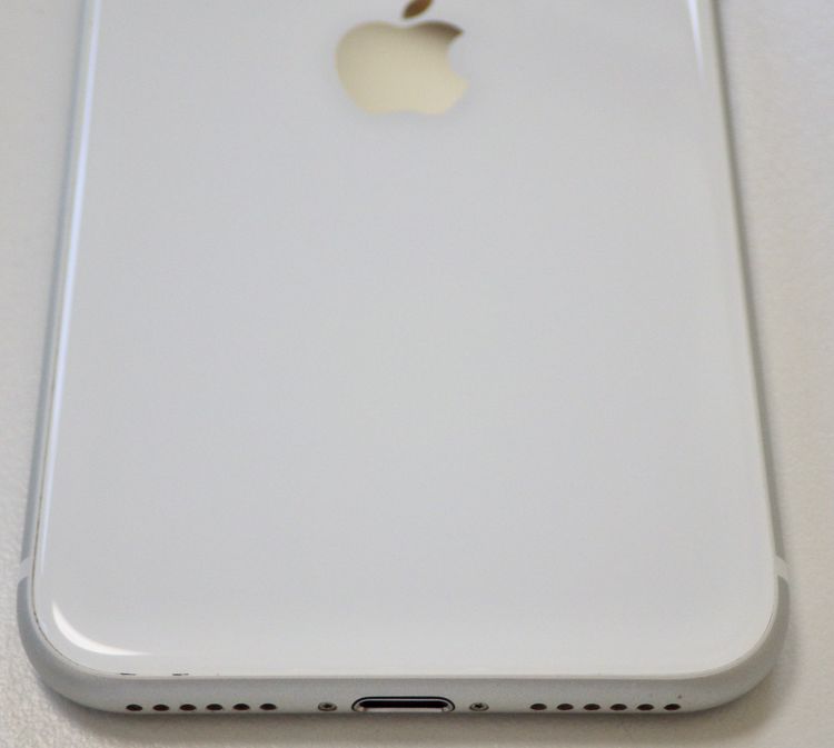SIM�ե꡼ iPhoneSE2 128GB �ۥ磻�� ����̵��